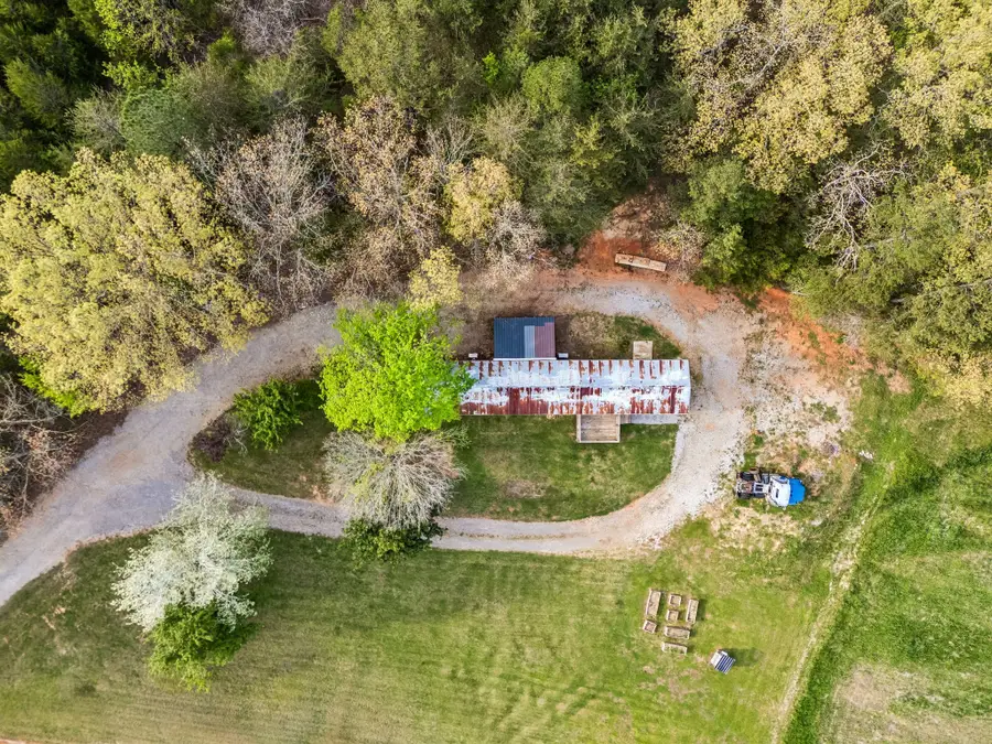 1033 Pollard Rd, Walling, TN 38587 - #2