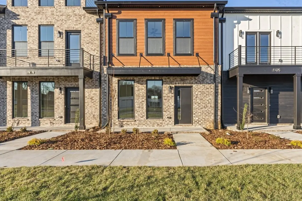 1343 Rebecca Johns Dr, Murfreesboro, TN 37128 - #1