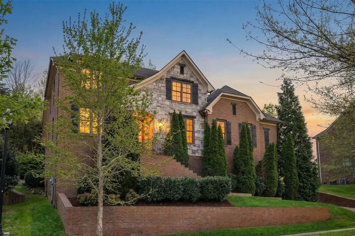 429 Beauchamp Cir, Franklin, TN 37067 - #1