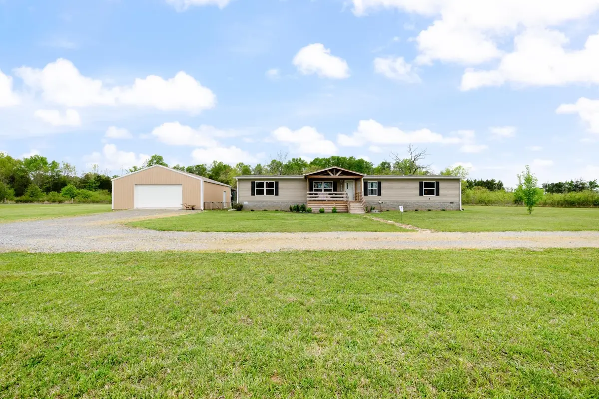 7112 Cobb Rd, Christiana, TN 37037 - #1