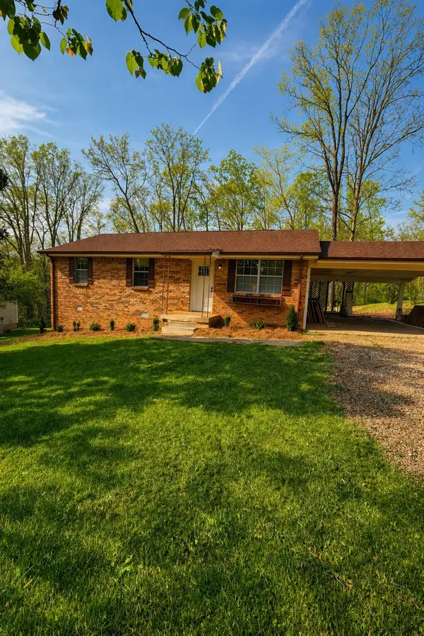 160 N Poole St, Ashland City, TN 37015