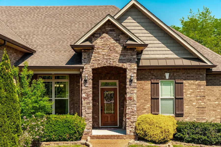 1004 Robert Lee Dr, Gallatin, TN 37066 - #3