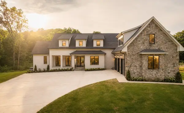 1489 Old Tva Rd, Columbia, TN 38401