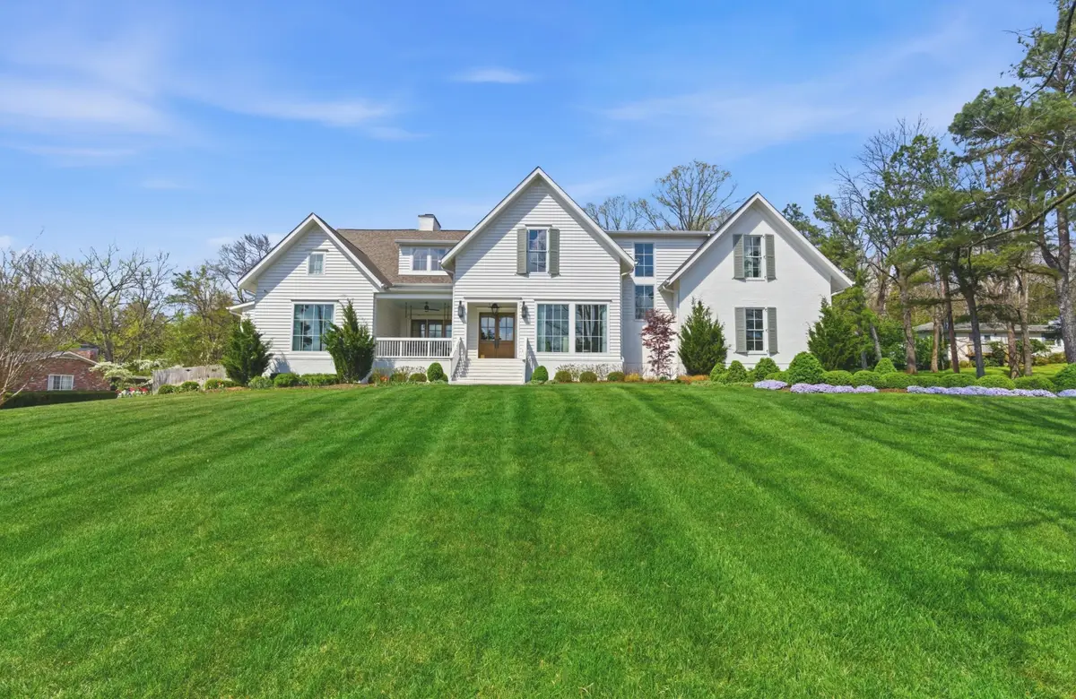 9028 Forest Lawn Dr, Brentwood, TN 37027 - #1