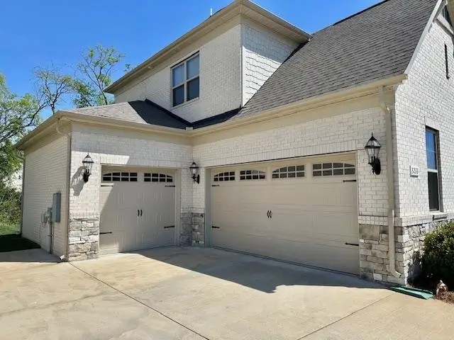 3233 Chase Point Dr, Franklin, TN 37067 - #2