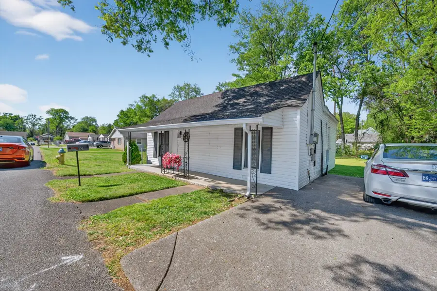 521 Reid Ave, Murfreesboro, TN 37130 - #2