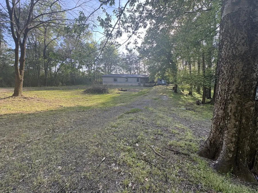 215 Frederick Loop, Linden, TN 37096 - #3