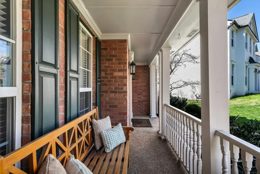 924 Dundonnell Pl, Nashville, TN 37220 - #3