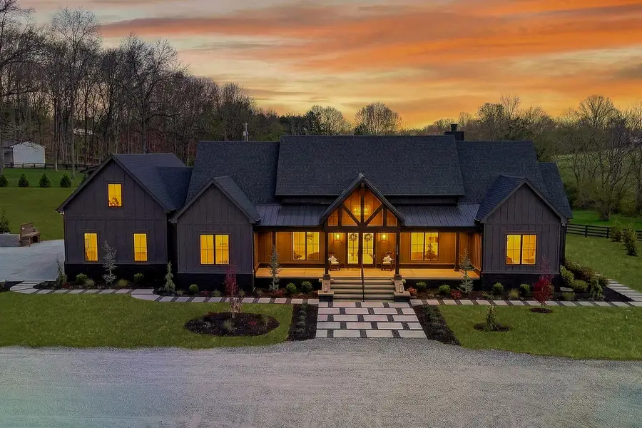 5710 Lunns Store Rd, Chapel Hill, TN 37034 - #2