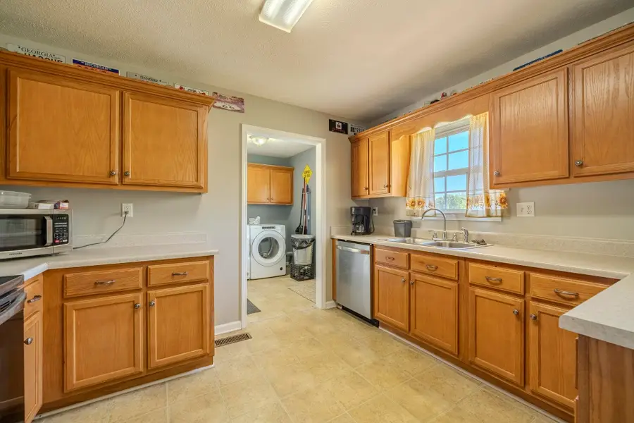 715 County Home Rd, Savannah, TN 38372 - #3