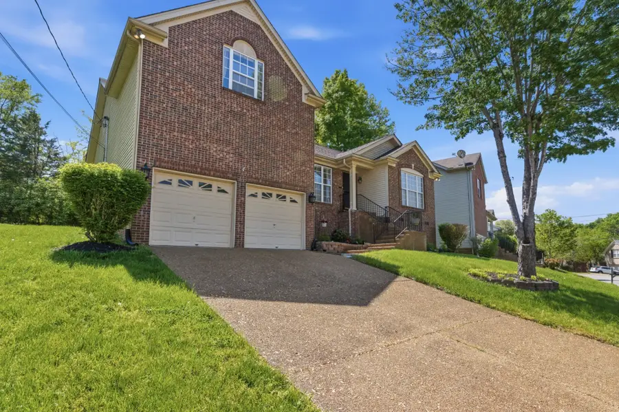 2965 Harbor Lights Dr, Nashville, TN 37217 - #2