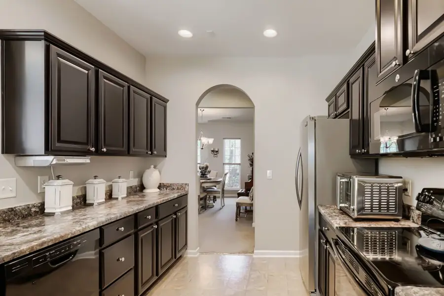 2432 Parkwood Dr, Murfreesboro, TN 37128 - #3