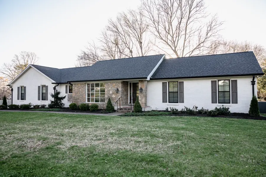 2509 Hillsboro Rd, Franklin, TN 37069 - #3