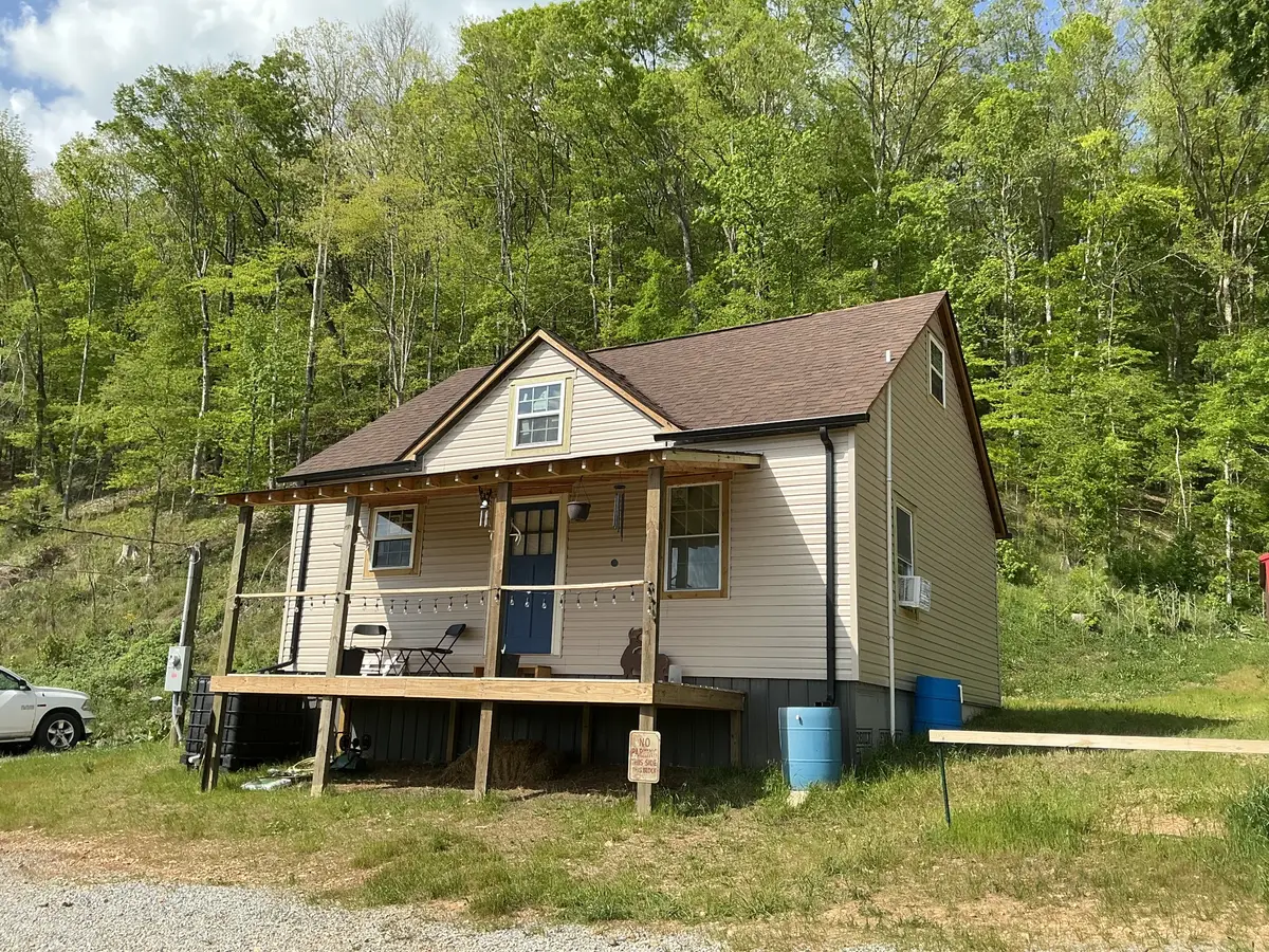 2131 Old Weatherford Rd, Lutts, TN 38471 - #1