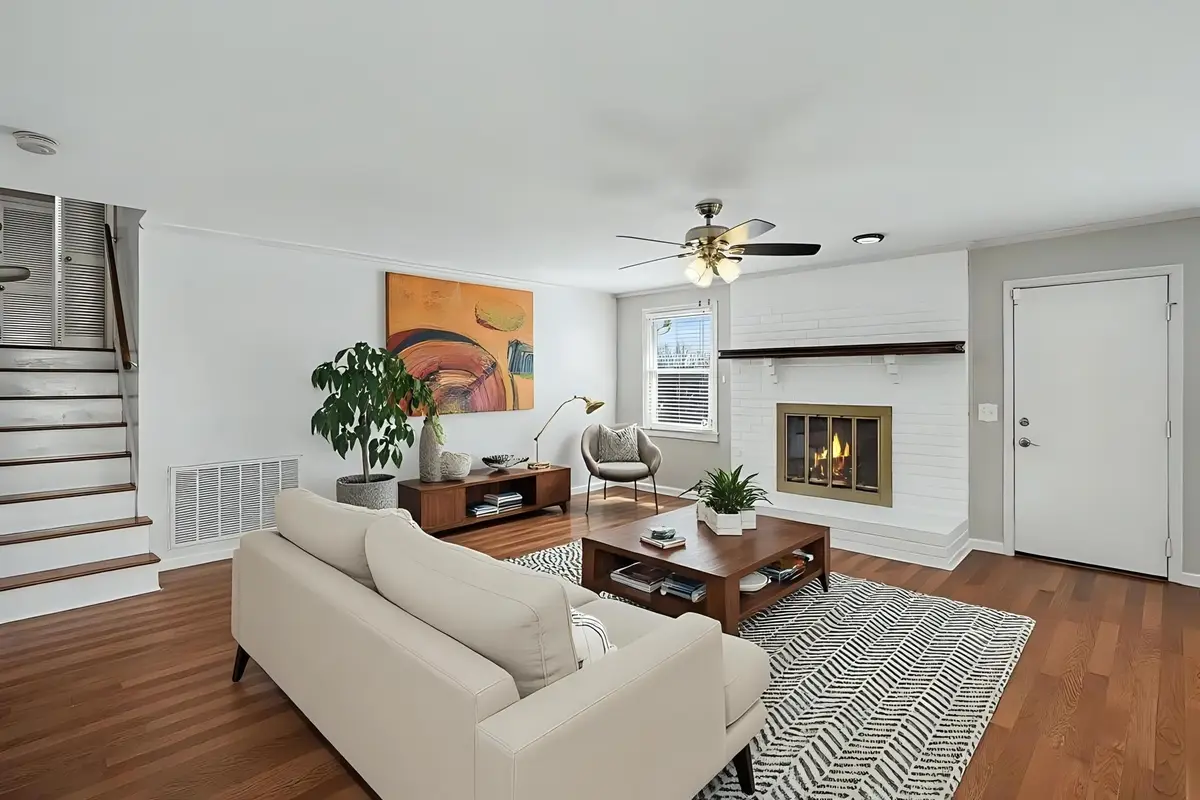 4313 Golden Hills Dr, Nashville, TN 37218 - #1