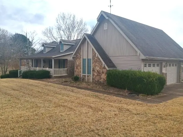 116 Norwood Dr, Camden, TN 38320 - #2