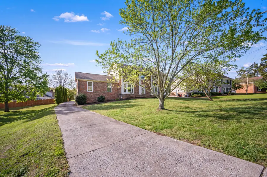 178 Allen Dr, Hendersonville, TN 37075 - #3