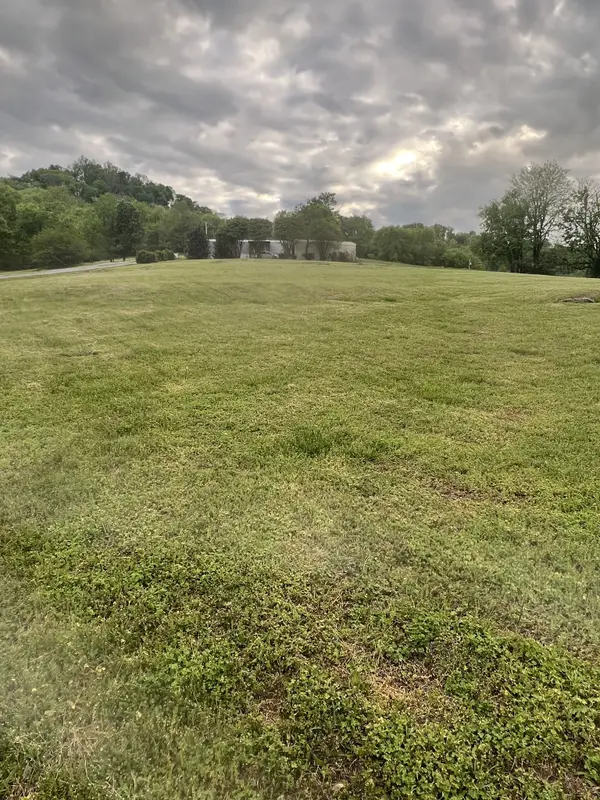23 Preston Ln, Elmwood, TN 38560