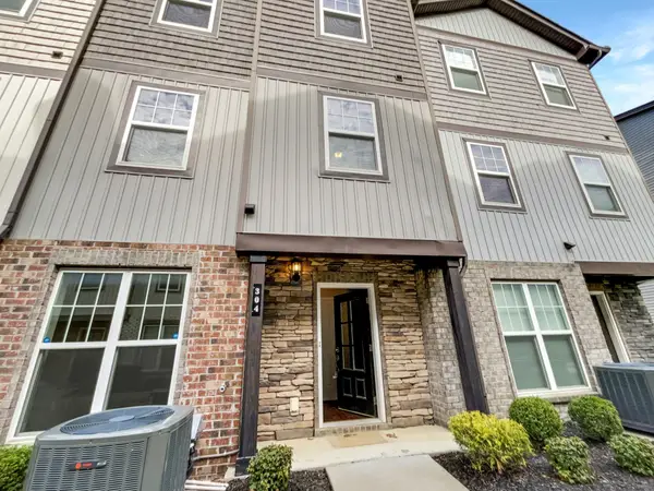 304 Negri Ct Ne, La Vergne, TN 37086