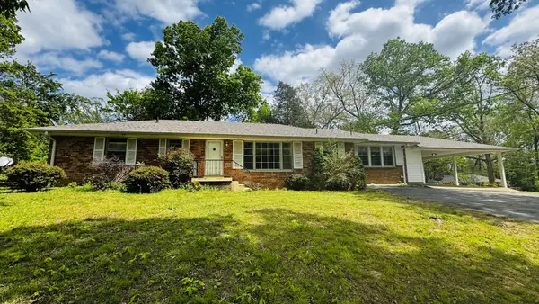 101 Bellwood Cir, Dickson, TN 37055