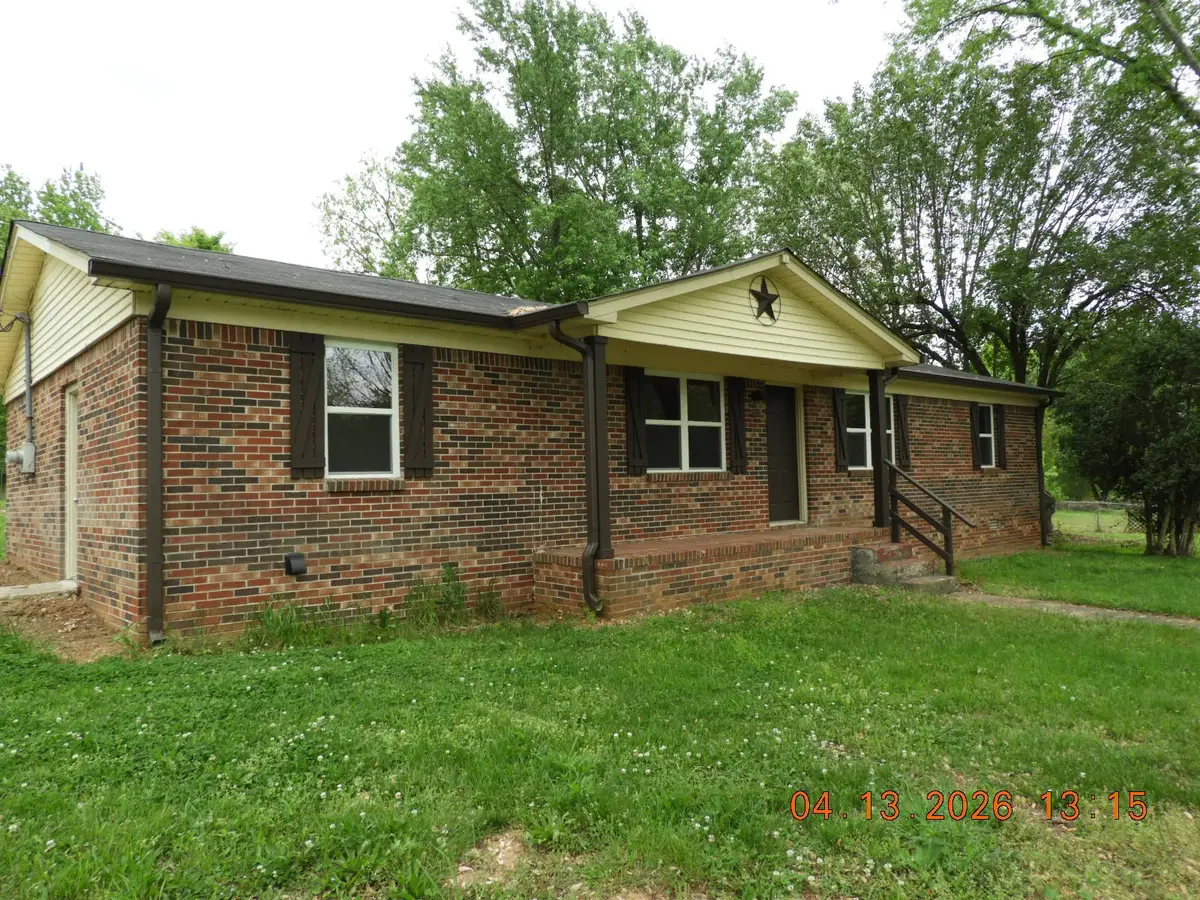 903 Miles Rd, Pulaski, TN 38478 - #1