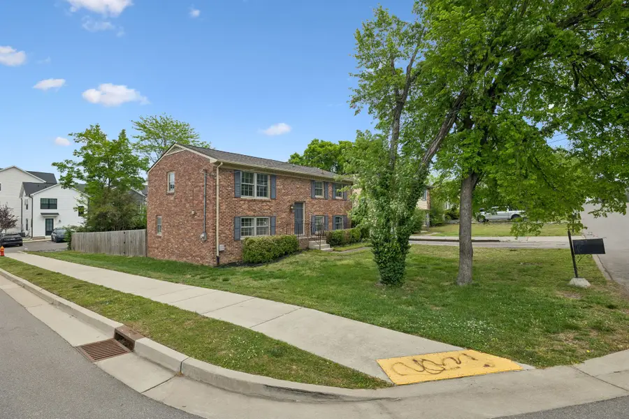 6112 Nashua Ave, Nashville, TN 37209 - #2