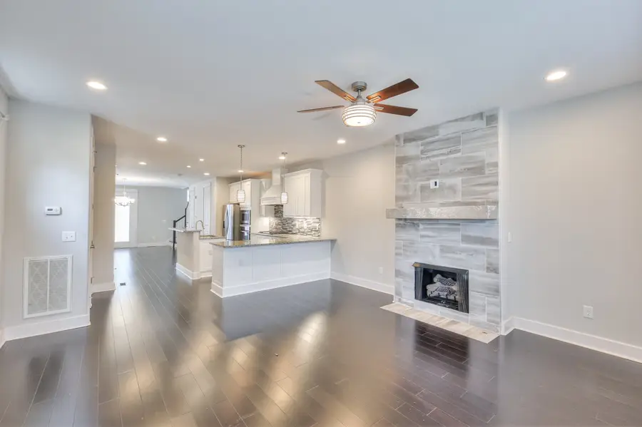 1920B 14th Ave N, Nashville, TN 37208 - #3