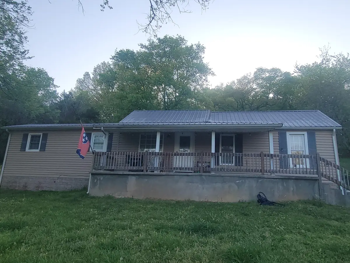 862 W Madison St, Pulaski, TN 38478 - #1