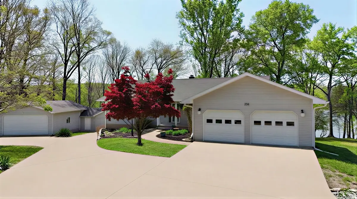 251 Driftwood Dr, Cadiz, KY 42211 - #1