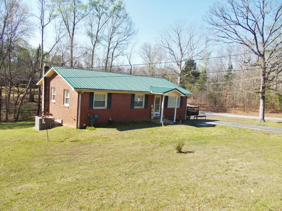 225 Cedar Hollow Dr, Camden, TN 38320 - #3