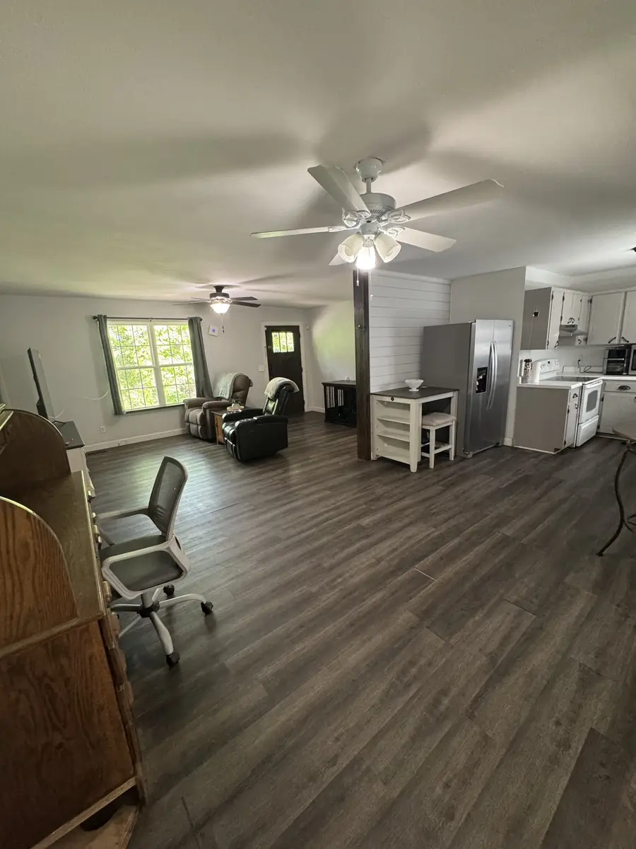 121 Lafon Dr, Carthage, TN 37030 - #2