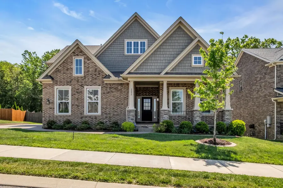 3058 Oxford Dr, Mount Juliet, TN 37122 - #2