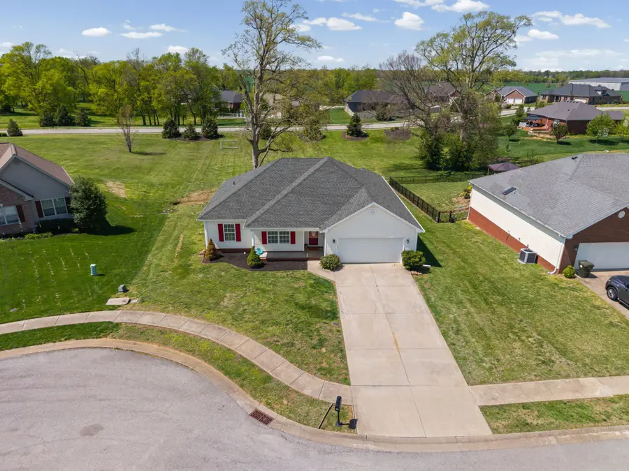 107 Lurlington Ct, Hopkinsville, KY 42240 - #3