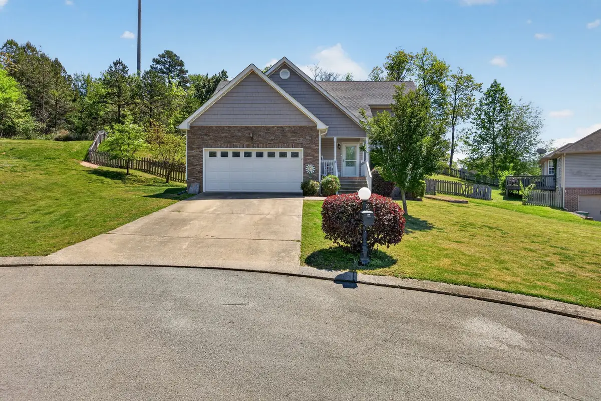 9680 Slippery Elm Ln, Soddy Daisy, TN 37379 - #1