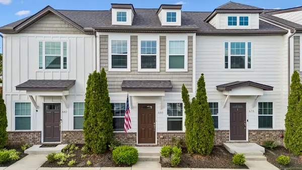 680 Bristol Creek Dr, Nashville, TN 37221