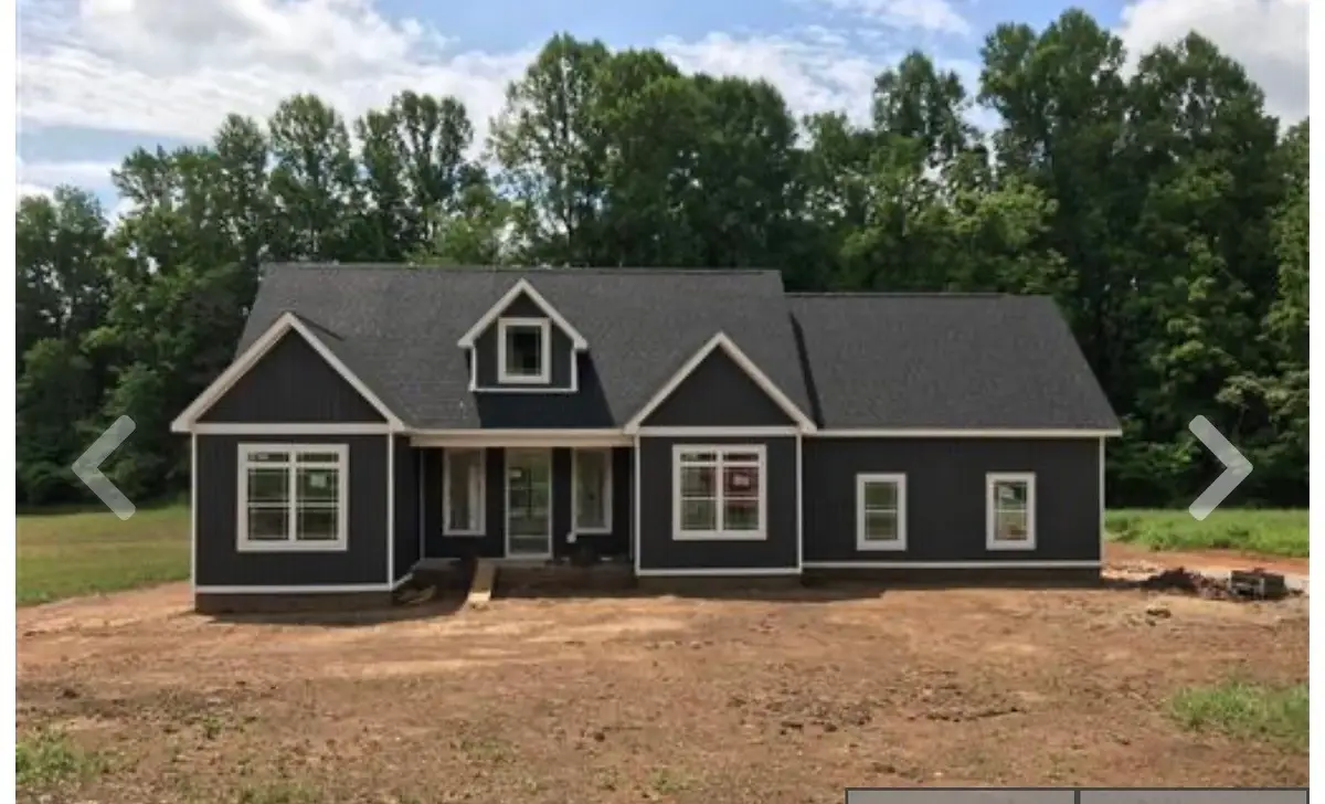 1521 Liberty Rd, Charlotte, TN 37036 - #1