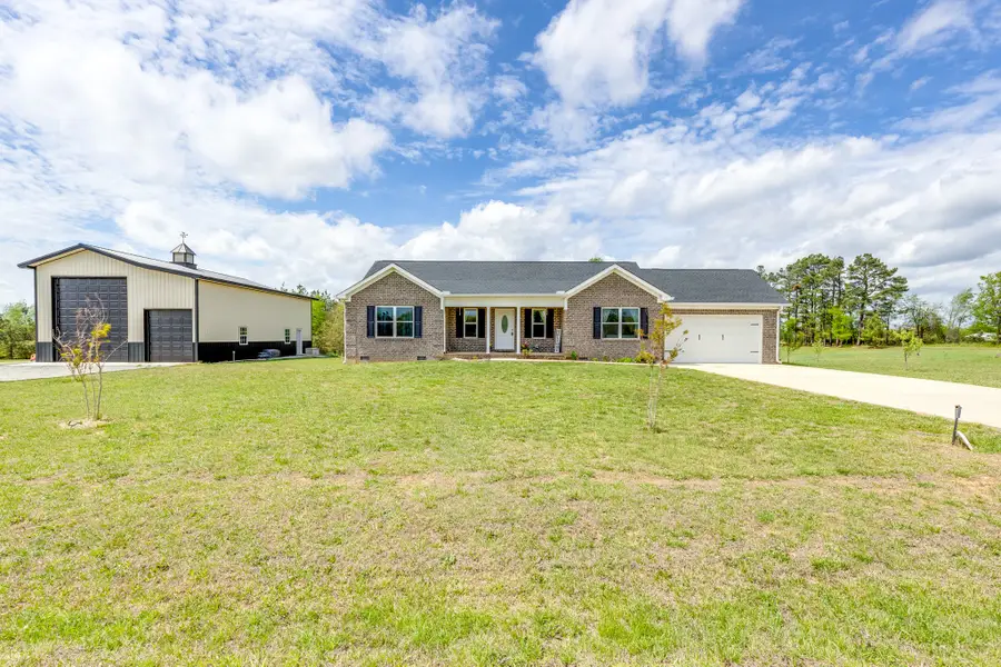 106 Blaine Ln, Summertown, TN 38483 - #2