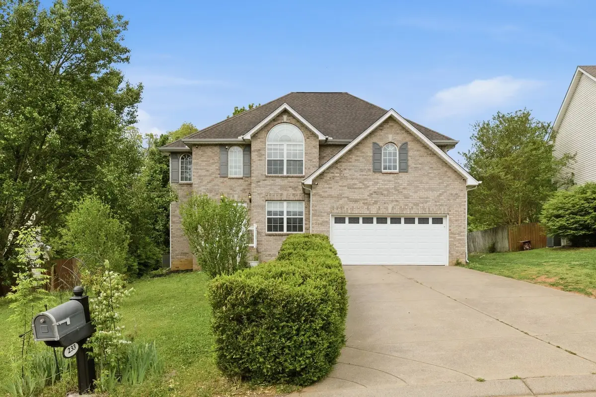233 Briarcotes Cir, La Vergne, TN 37086 - #1