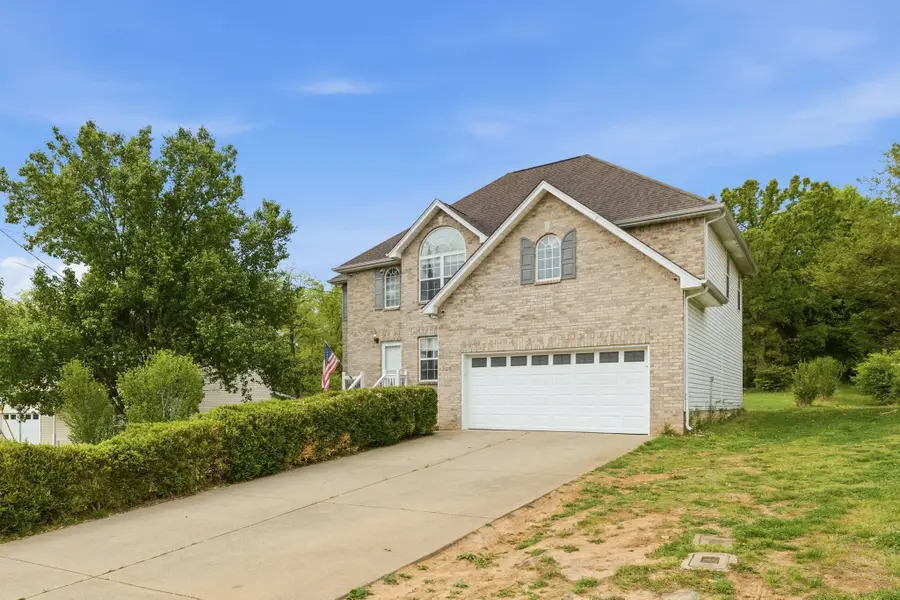 233 Briarcotes Cir, La Vergne, TN 37086 - #2