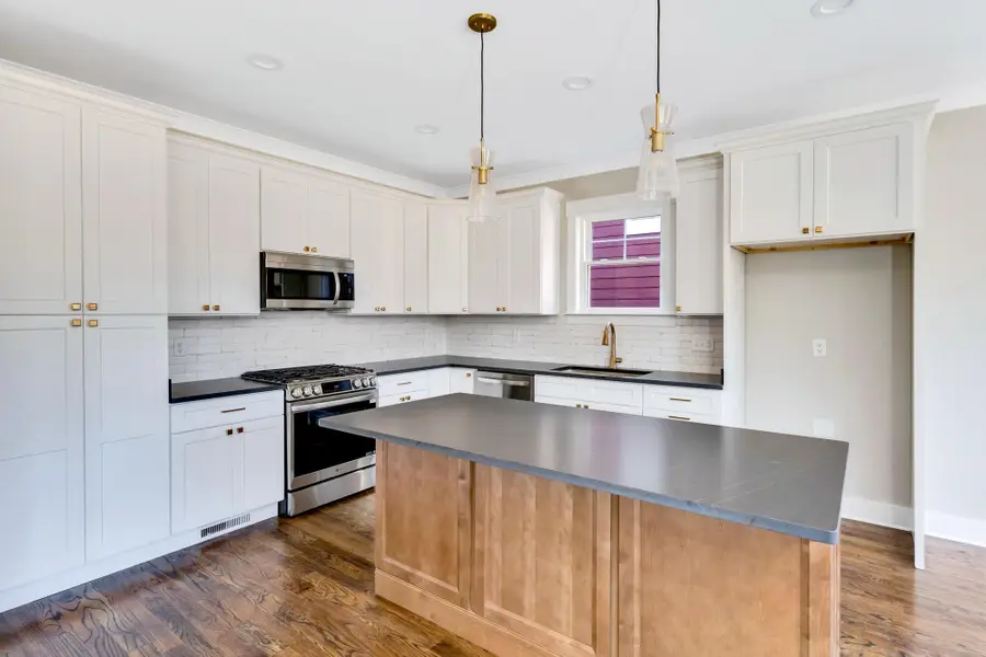 1297 Thomas Avenue, Chattanooga, TN 37409 - #3