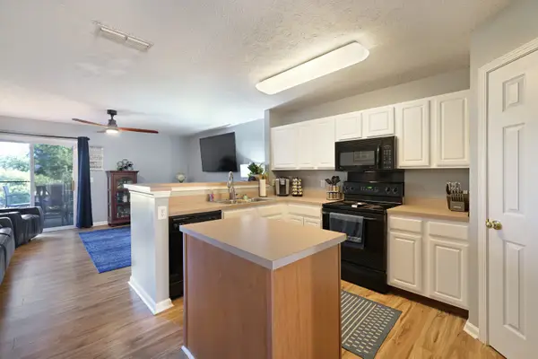 141 Shadow Glen Dr, Nashville, TN 37211