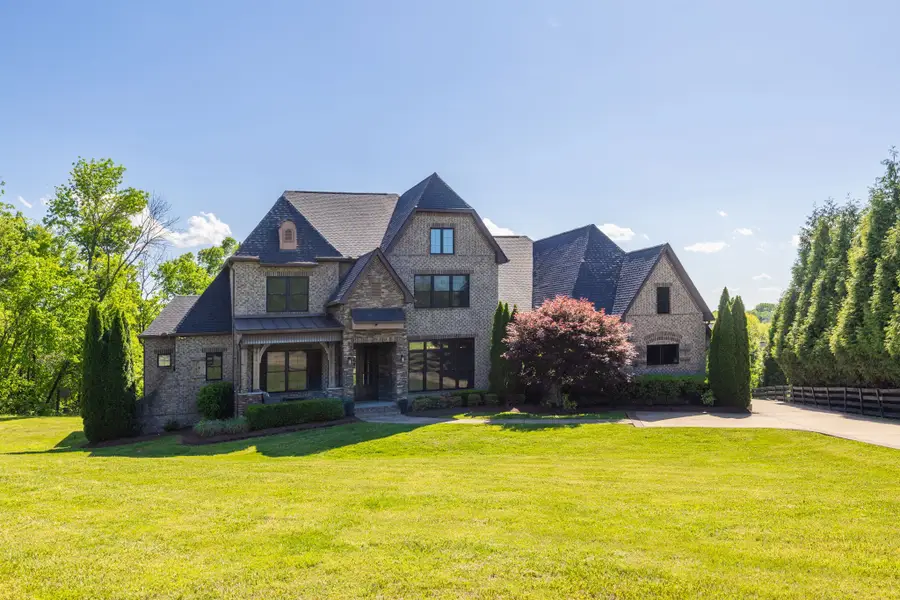 2713 Deer Haven Ct, Franklin, TN 37067 - #2