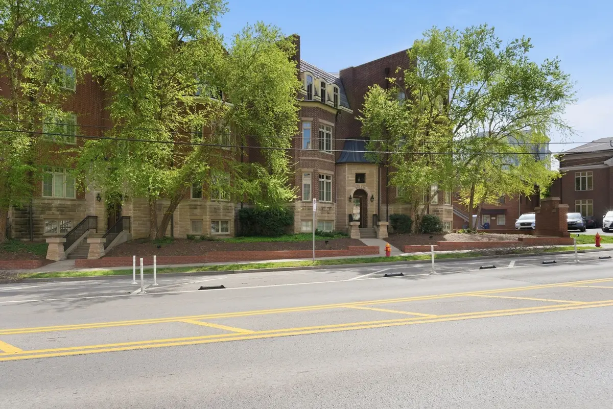 214 31st Ave N, Nashville, TN 37203 - #1