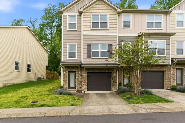 1123 Woodbury Falls Ct, Nashville, TN 37221