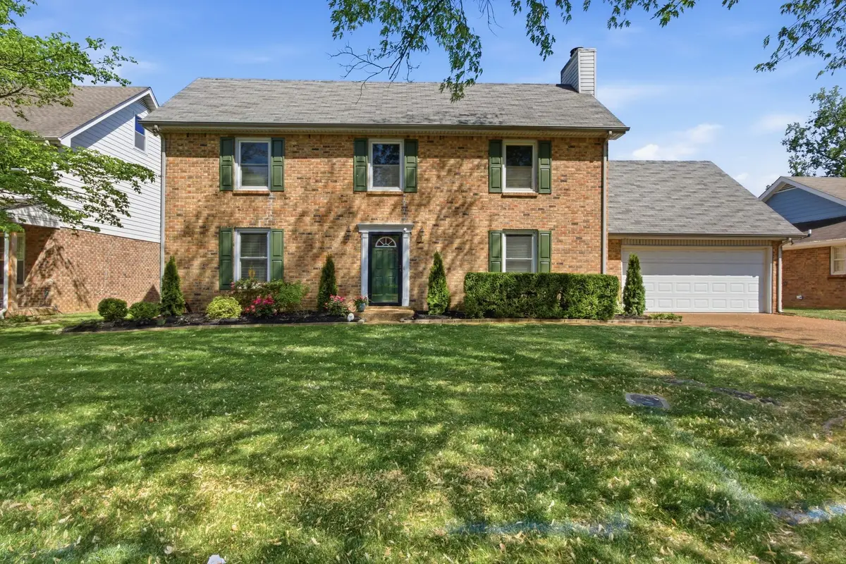 609 Sugartree Ln, Franklin, TN 37064 - #1