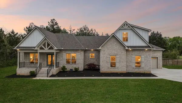 8708 Newtown Rd, Rockvale, TN 37153