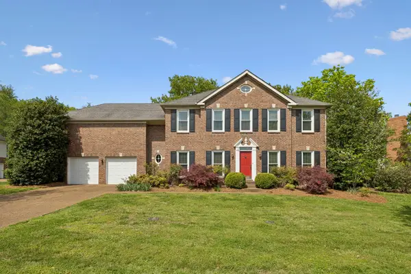 1067 Holly Tree Farms Rd, Brentwood, TN 37027