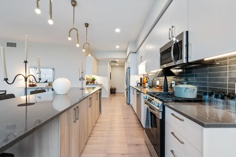 1212 Demonbreun St #C2-D (B), Nashville, TN 37203 - #3