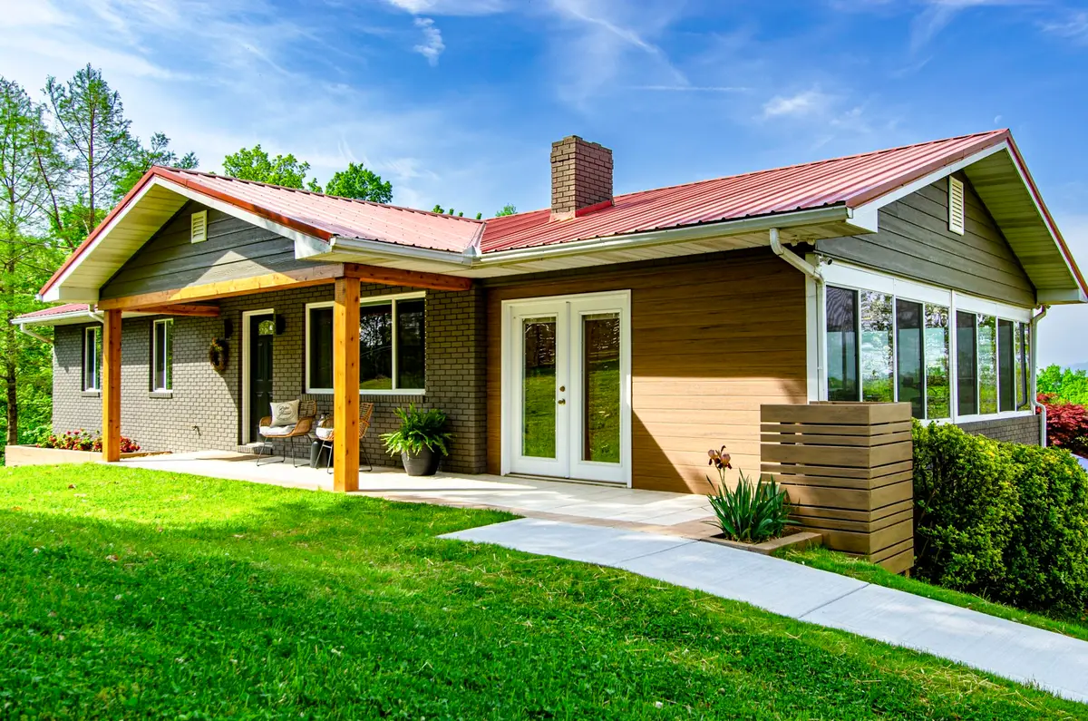 1845 Bouldercrest Dr, Dandridge, TN 37725 - #1