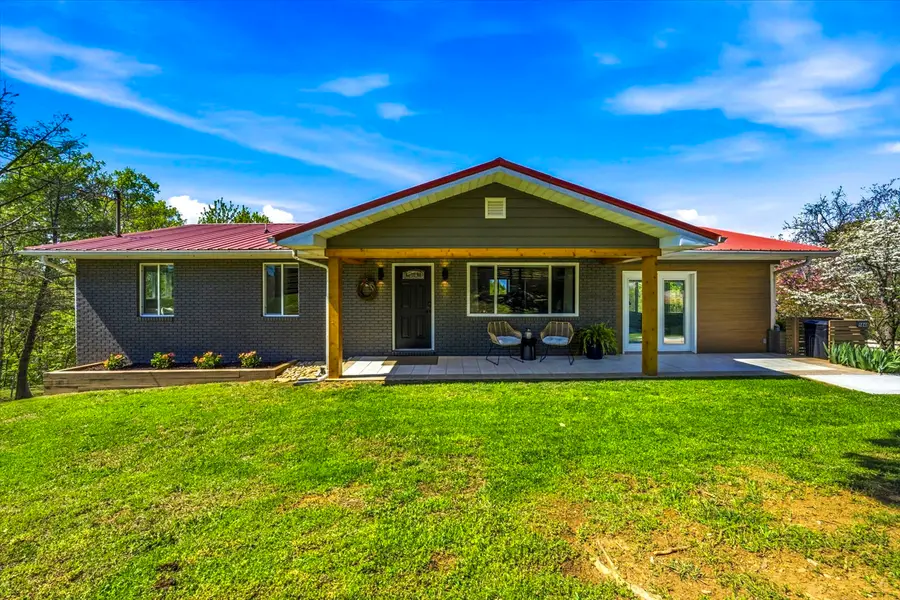 1845 Bouldercrest Dr, Dandridge, TN 37725 - #2